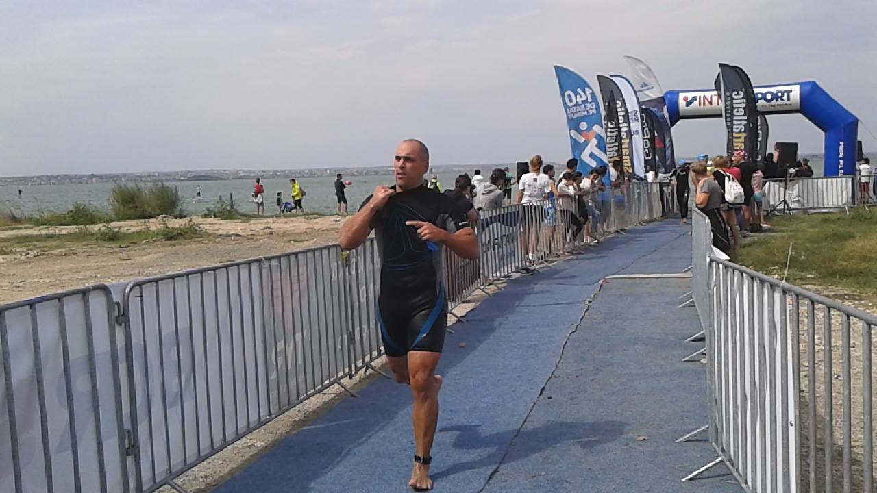 Triathlon Challenge Mamaia - ieşirea din apă