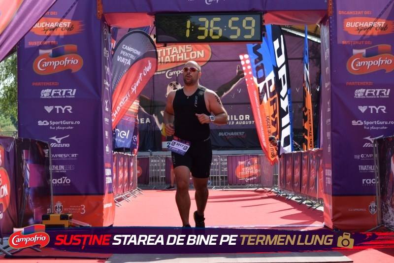 Titans Triathlon 2017 - Emilian Nedelcu finish