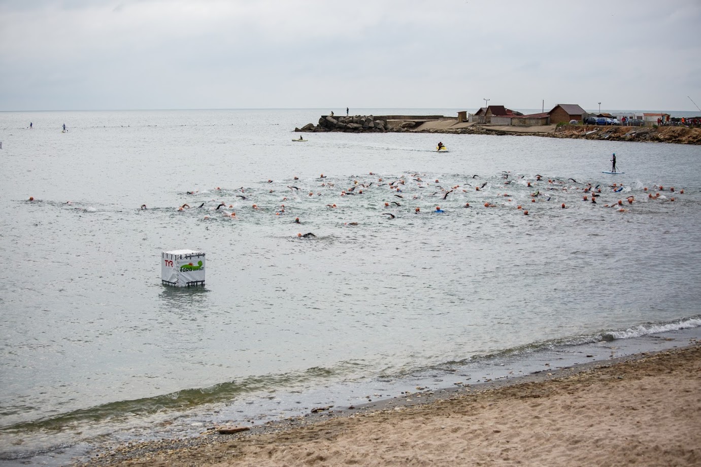 Fără Asfalt 2016 - start proba de înot