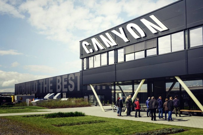 Fabrica de biciclete Canyon