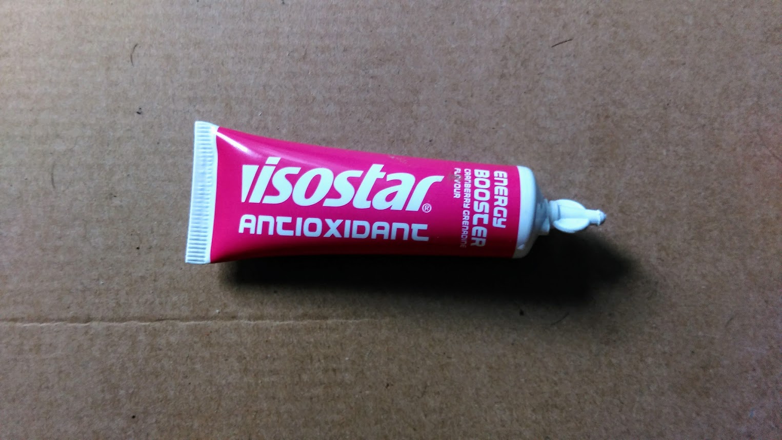 Gel Isostar Energy Booster - aroma merisoare