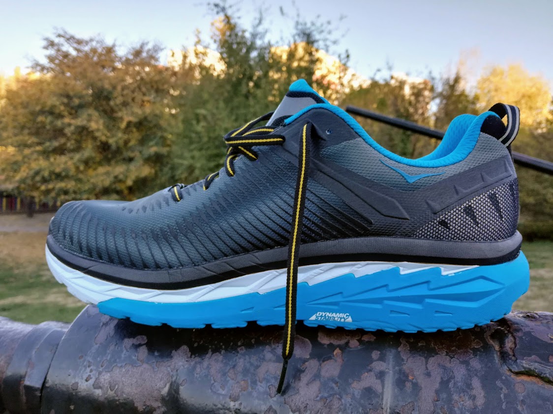 Hoka Arahi 2 - impresii Biciclistul.ro